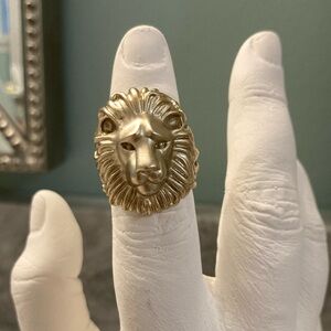 Kendra Scott Ring - size 7